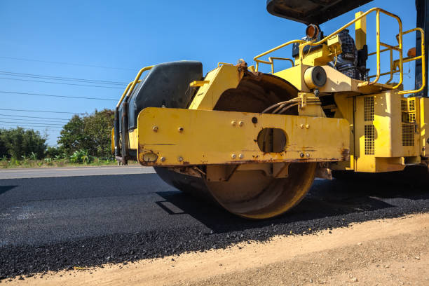 Best Asphalt Driveway Installation  in Coopertown, TN